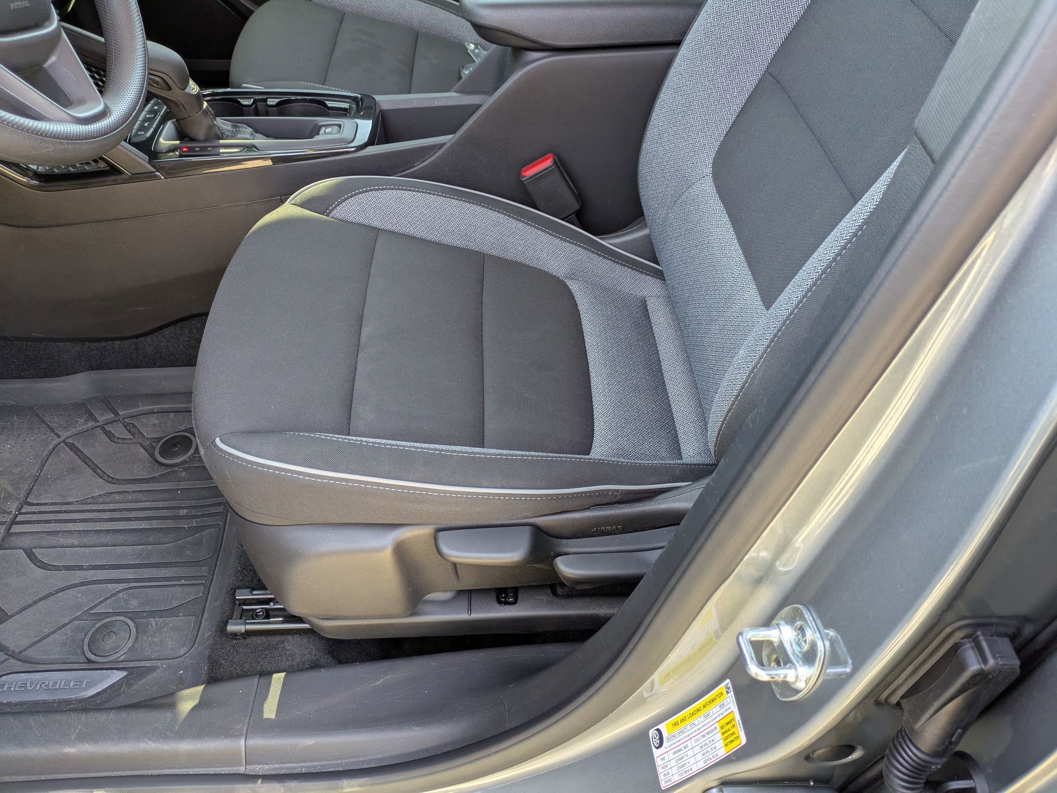 Used 2025 Chevrolet TrailBlazer LT w/ Driver Confidence Package image 13