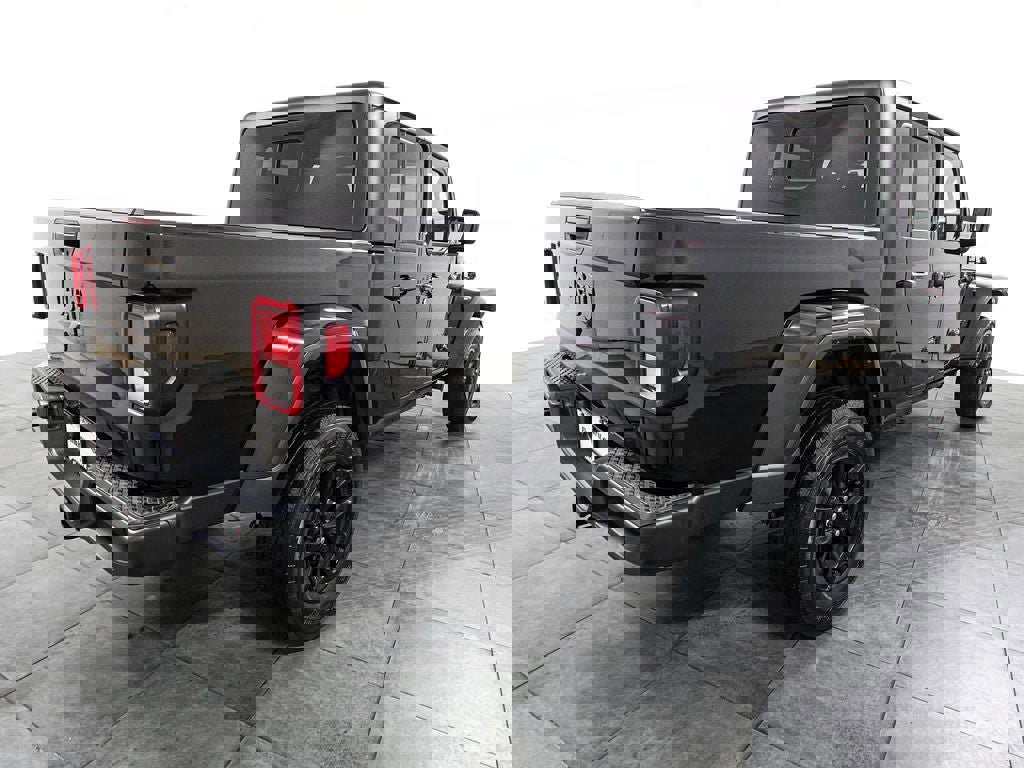 Used 2022 Jeep Gladiator Sport image 5