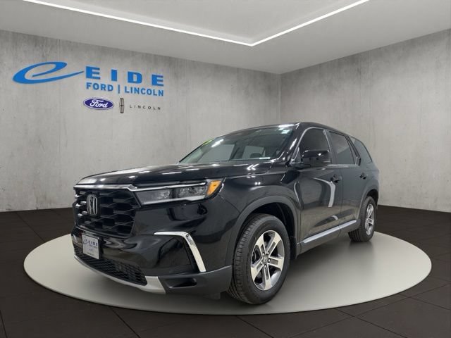 Used 2025 Honda Pilot EX-L image 5