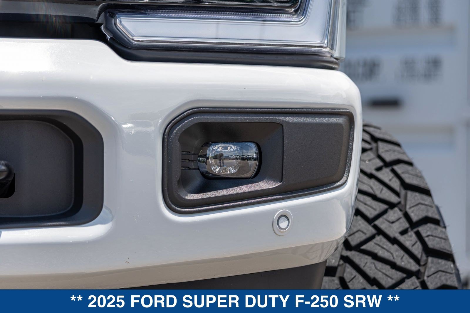 Certified 2025 Ford F250 Lariat w/ Lariat Ultimate Package AWD/4WD image 12