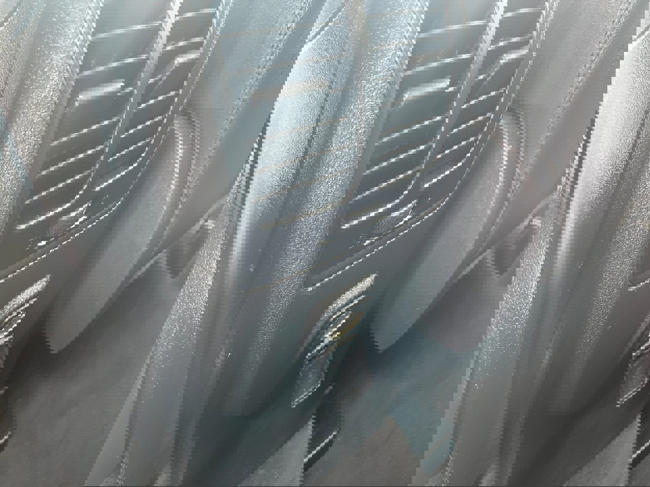 Certified 2018 Ford Escape SE w/ Ford Safe & Smart Package image 12