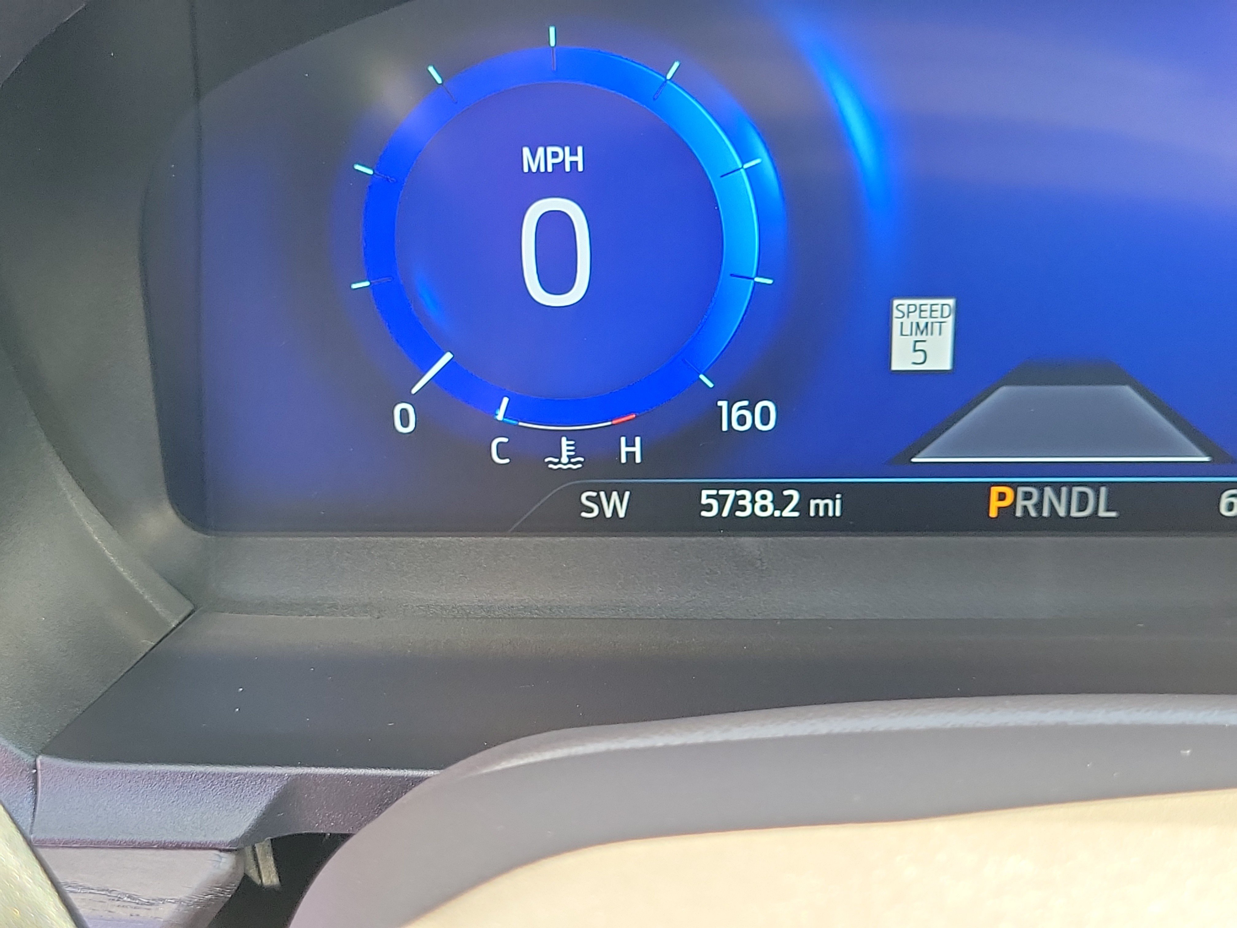 Certified 2023 Ford Explorer Platinum w/ Technology Package AWD/4WD image 6