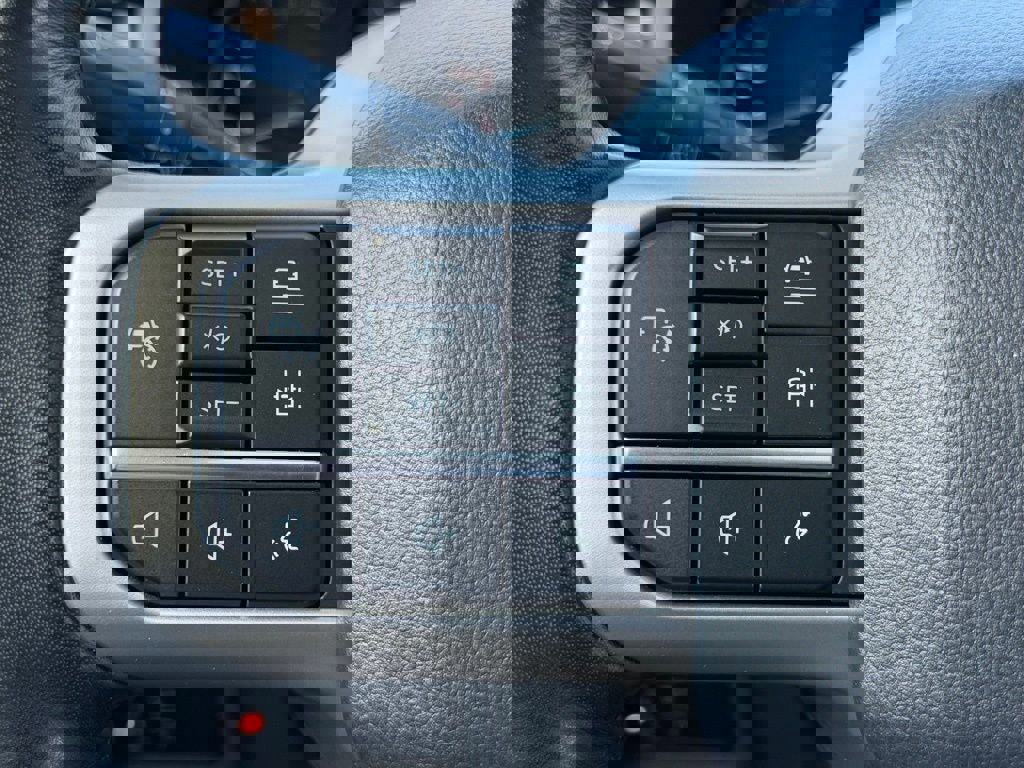 Certified 2024 Ford Expedition Limited image 35