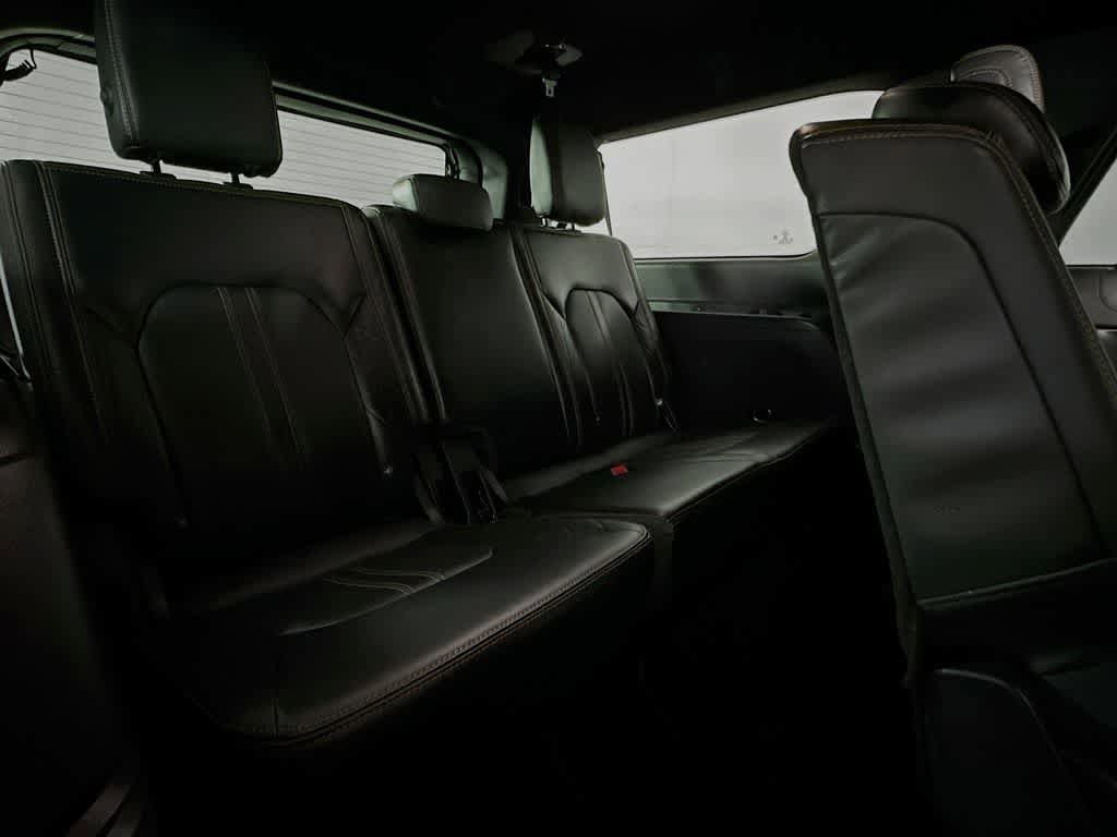 Certified 2022 Ford Expedition Max Platinum AWD/4WD image 32