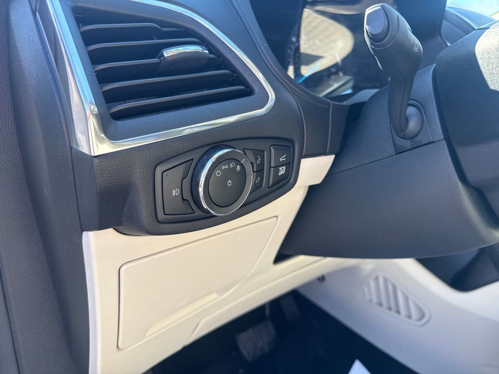 Certified 2023 Ford Edge Titanium image 25