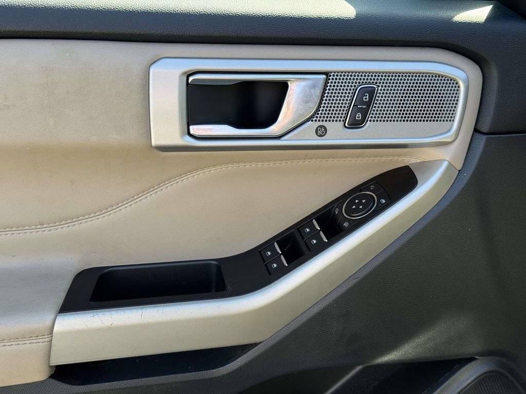 Certified 2022 Ford Explorer Limited AWD/4WD image 18