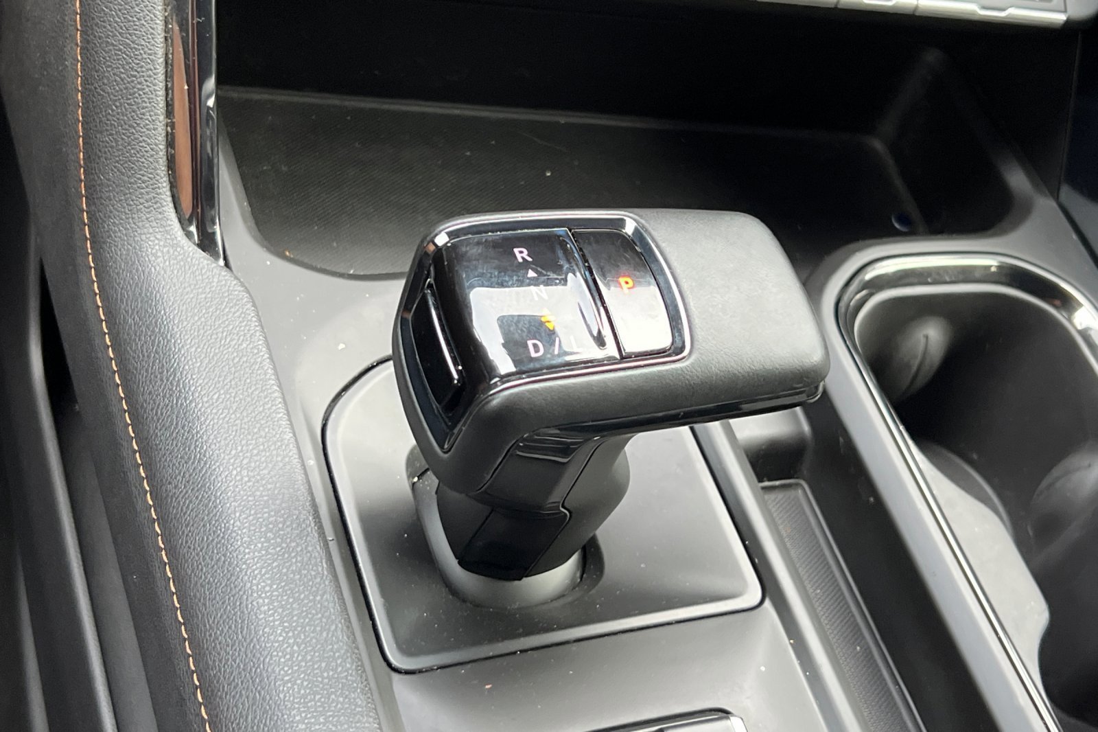 Used 2023 GMC Sierra 1500 AT4 image 21