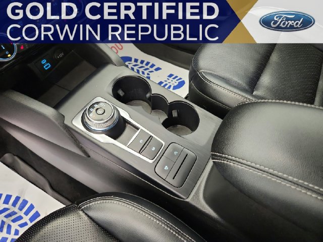 Certified 2022 Ford Escape SEL AWD/4WD image 17