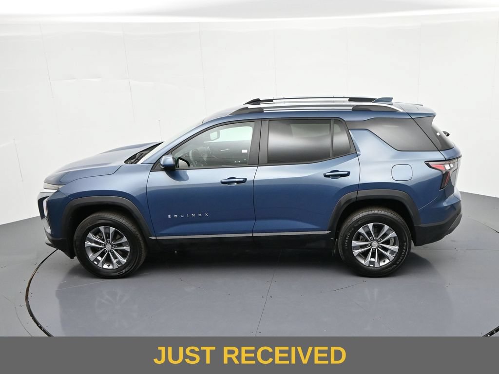 Used 2025 Chevrolet Equinox LT w/ Convenience Package II FWD image 25