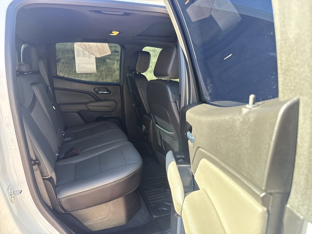 Used 2023 Chevrolet Colorado ZR2 w/ ZR2 Convenience Package III image 21