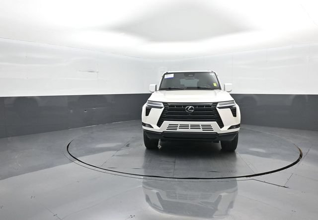 Used 2025 Lexus GX 550 w/ Accessory Package (2T) AWD/4WD image 3
