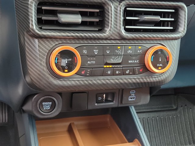 Certified 2024 Ford Maverick Lariat FWD image 30