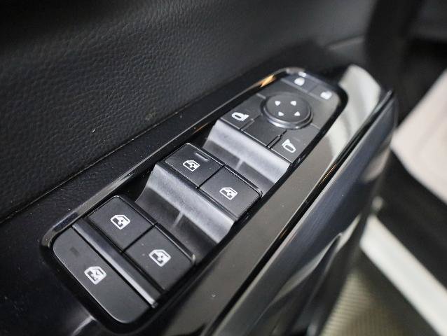 Used 2022 Nissan Pathfinder SL w/ SL Black Package AWD/4WD image 30