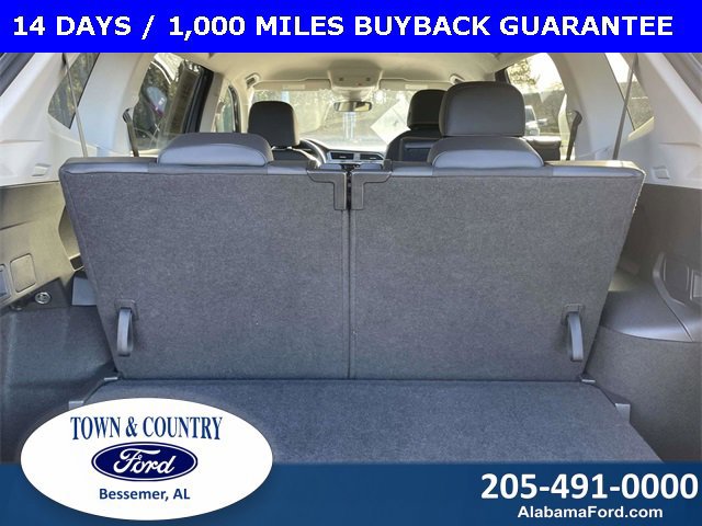 Used 2024 Volkswagen Tiguan Wolfsburg Edition image 11