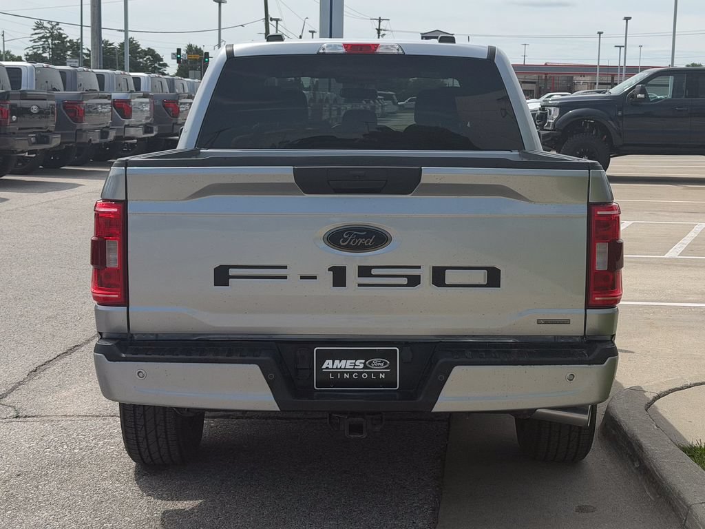 Certified 2022 Ford F150 XLT w/ Equipment Group 301A Mid RWD image 5
