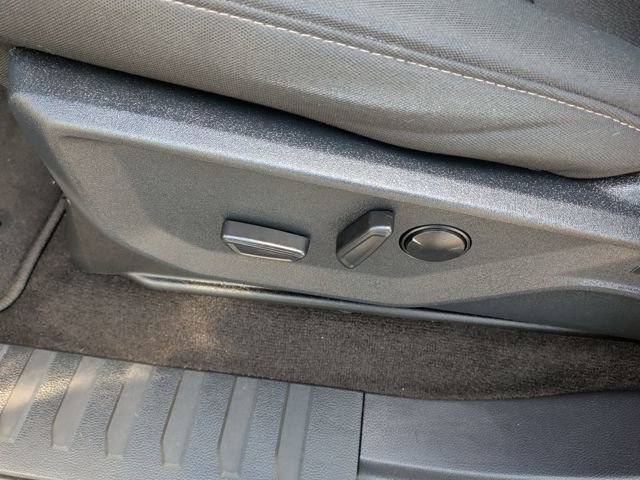 Certified 2022 Ford F150 XLT w/ Equipment Group 302A High image 19