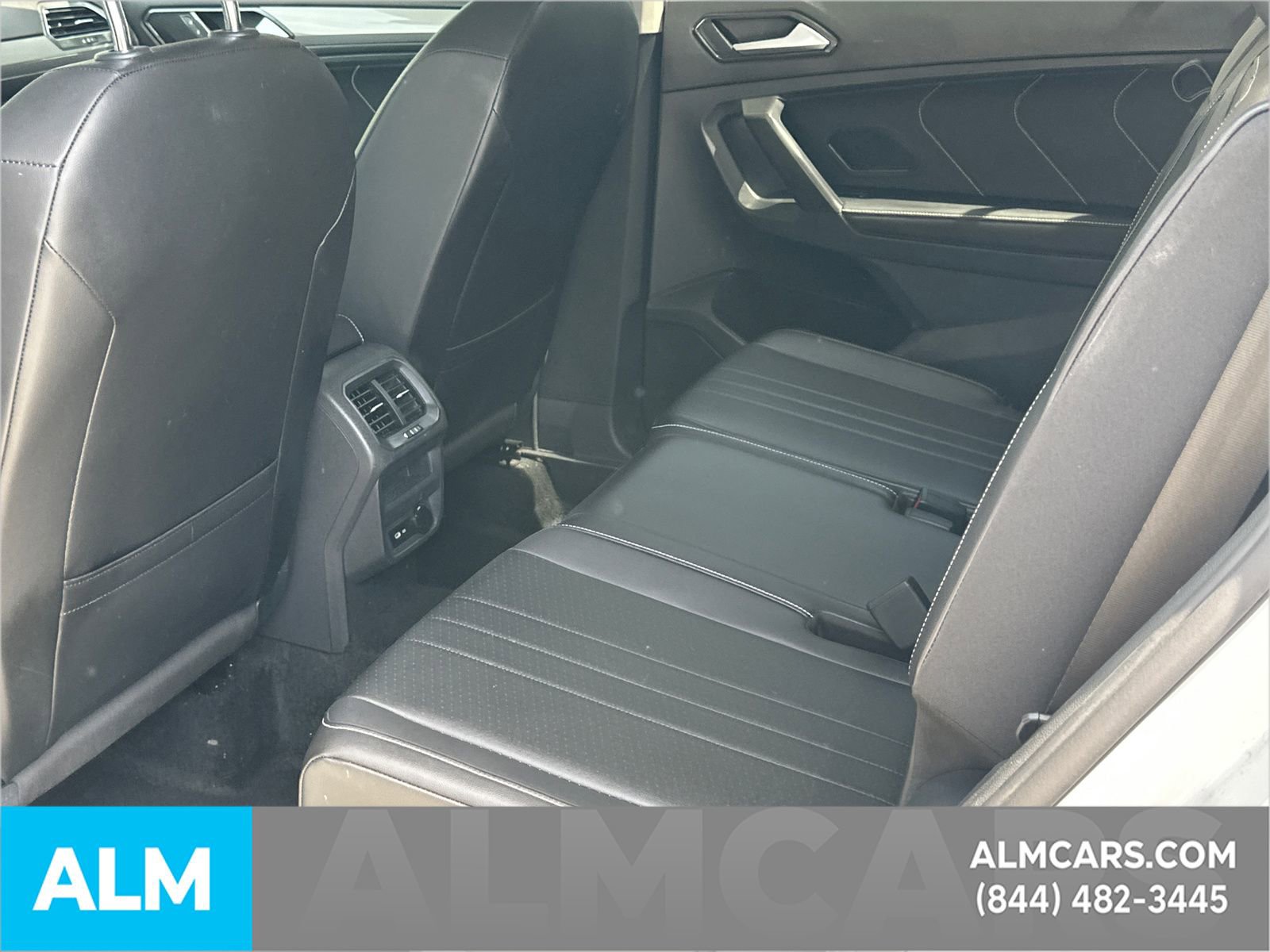Used 2022 Volkswagen Tiguan SE FWD image 24