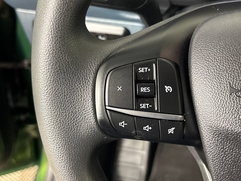 Certified 2025 Ford Maverick XL FWD image 19