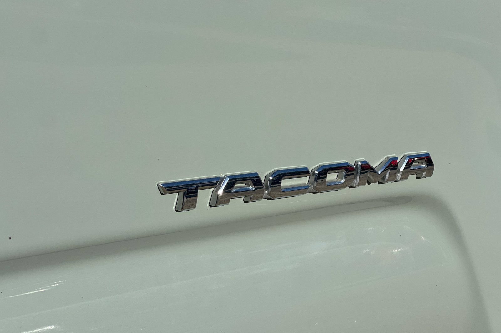 Used 2023 Toyota Tacoma TRD Off-Road w/ Technology Package AWD/4WD image 27