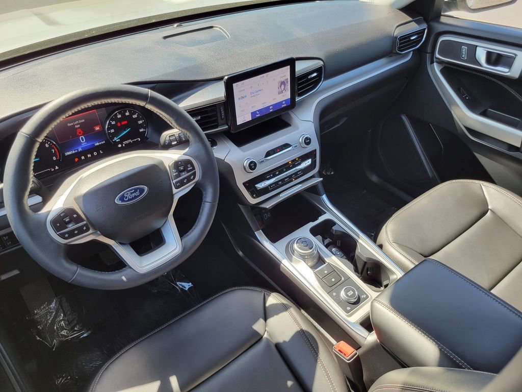 Certified 2023 Ford Explorer XLT w/ Equipment Group 202A AWD/4WD image 22