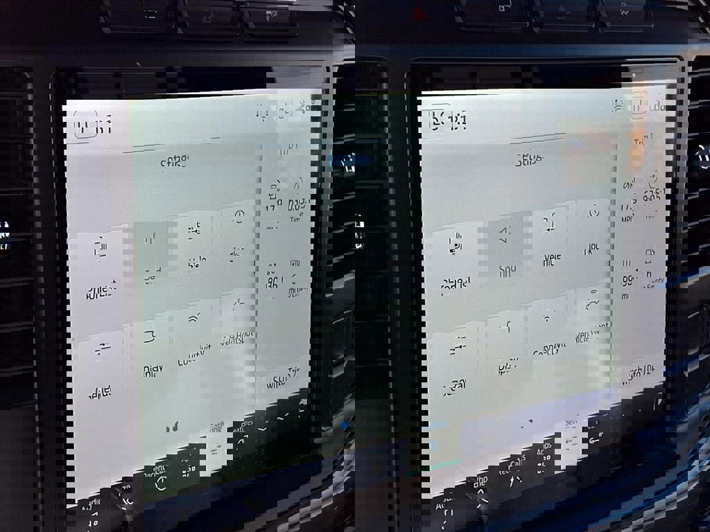 Certified 2022 Ford F150 XLT w/ Equipment Group 302A High image 22