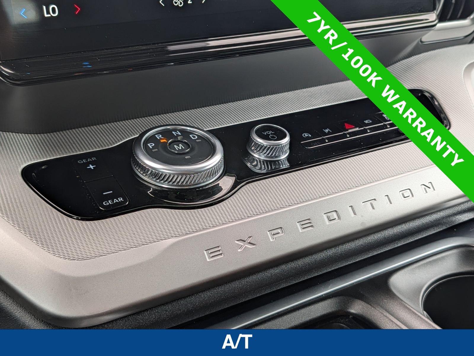 Certified 2025 Ford Expedition Active AWD/4WD image 36