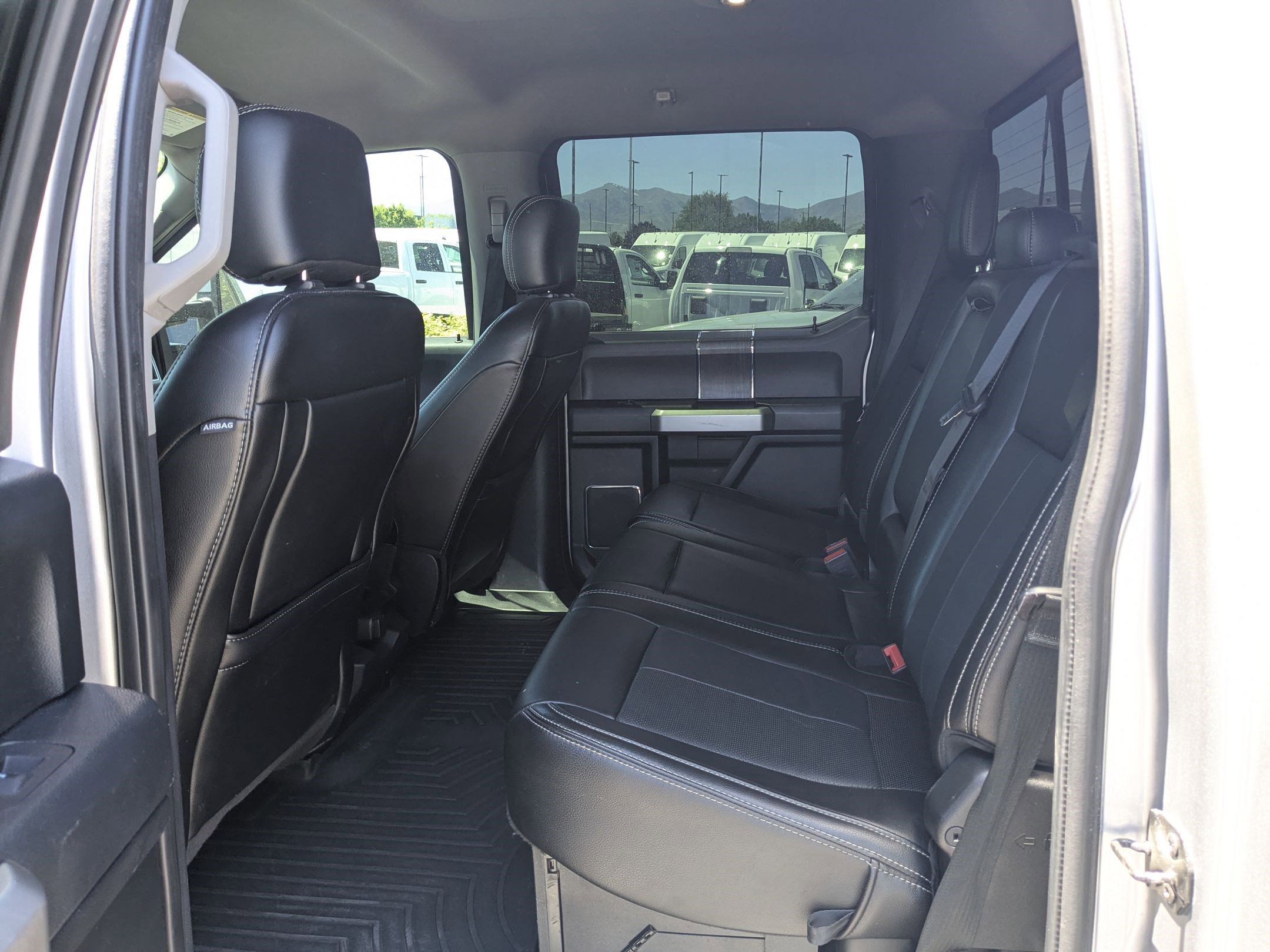 Certified 2020 Ford F250 Lariat w/ Lariat Value Package AWD/4WD image 31