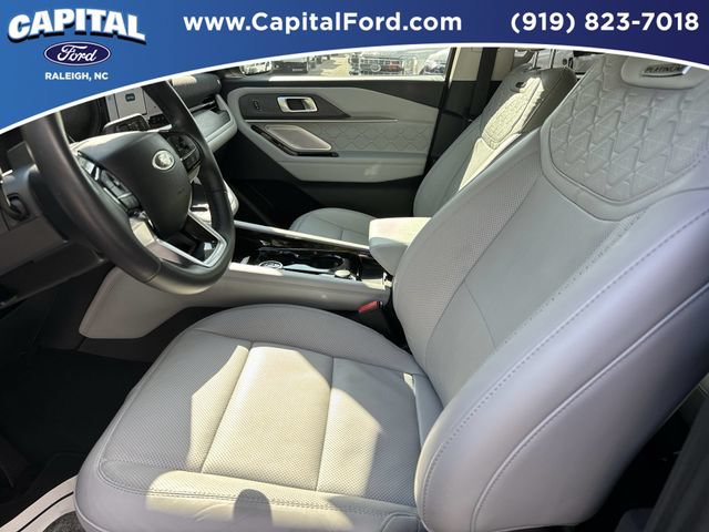 Certified 2025 Ford Explorer Platinum w/ Ultimate Package RWD image 19