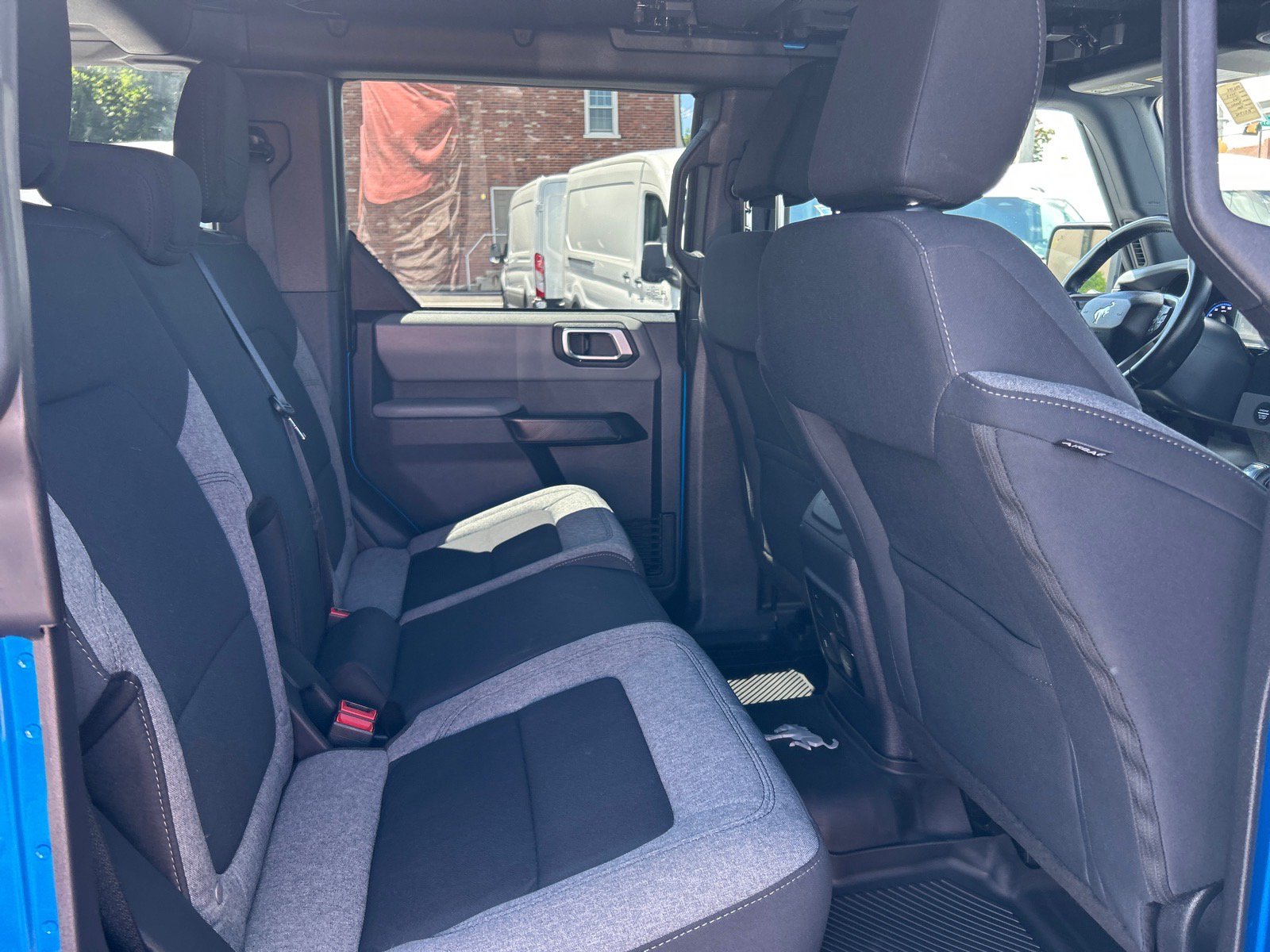 Certified 2023 Ford Bronco Big Bend w/ Sasquatch Package AWD/4WD image 19