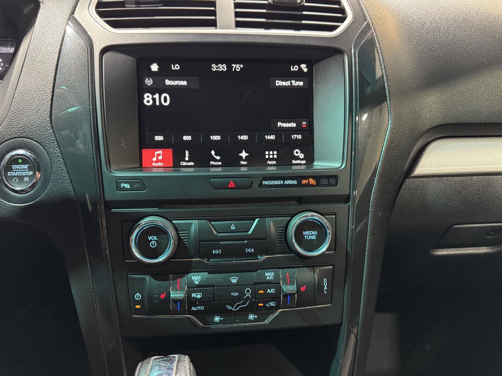 Certified 2017 Ford Explorer XLT w/ Equipment Group 202A FWD image 30