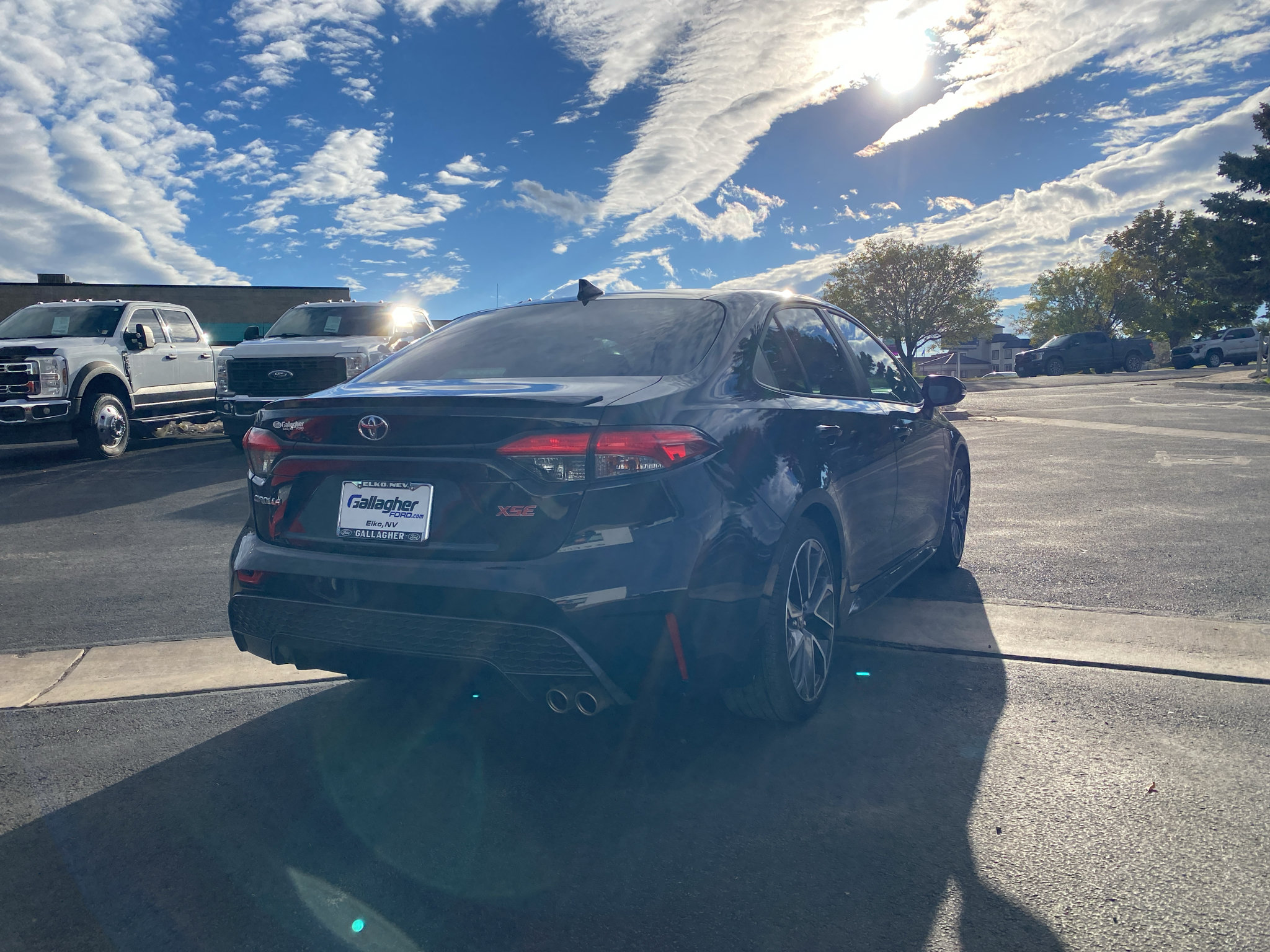 Used 2020 Toyota Corolla XSE FWD image 18