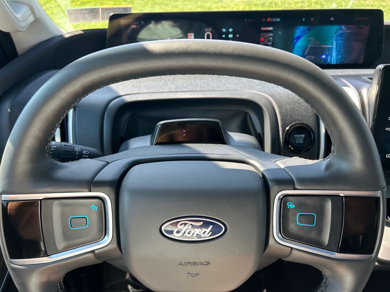 Certified 2025 Ford Expedition Active AWD/4WD image 28