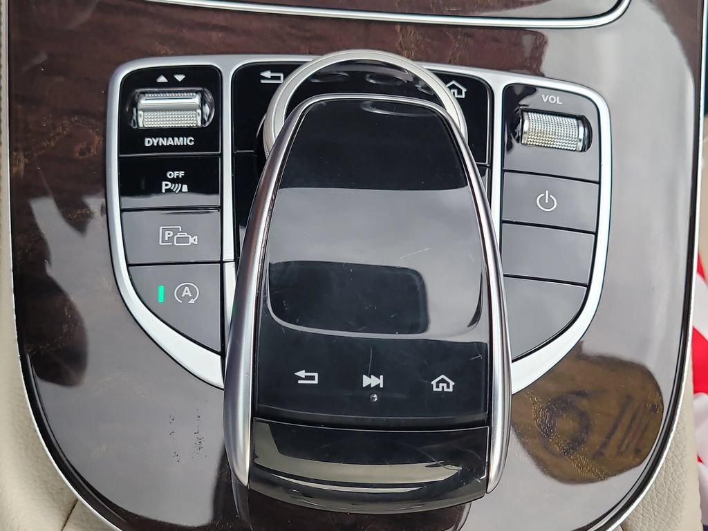 Used 2019 Mercedes-Benz E 300 image 26