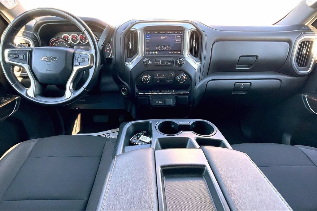 Used 2020 Chevrolet Silverado 1500 LT Trail Boss AWD/4WD image 15