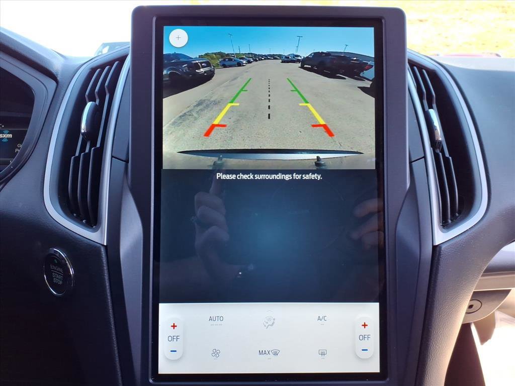 Certified 2022 Ford Edge SE image 15