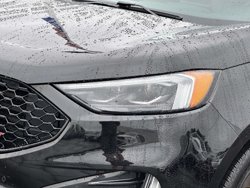 Certified 2024 Ford Edge ST w/ Equipment Group 401A AWD/4WD image 7