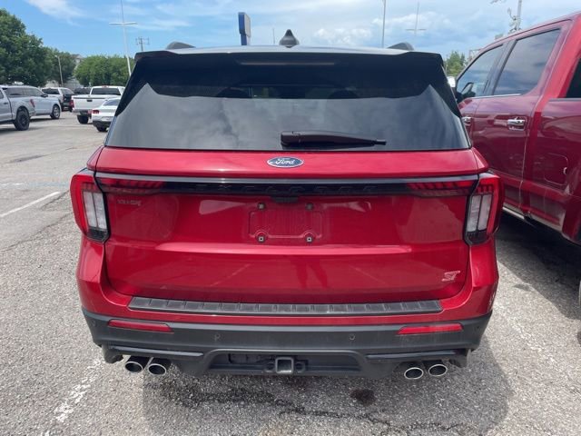 Certified 2025 Ford Explorer ST AWD/4WD image 7
