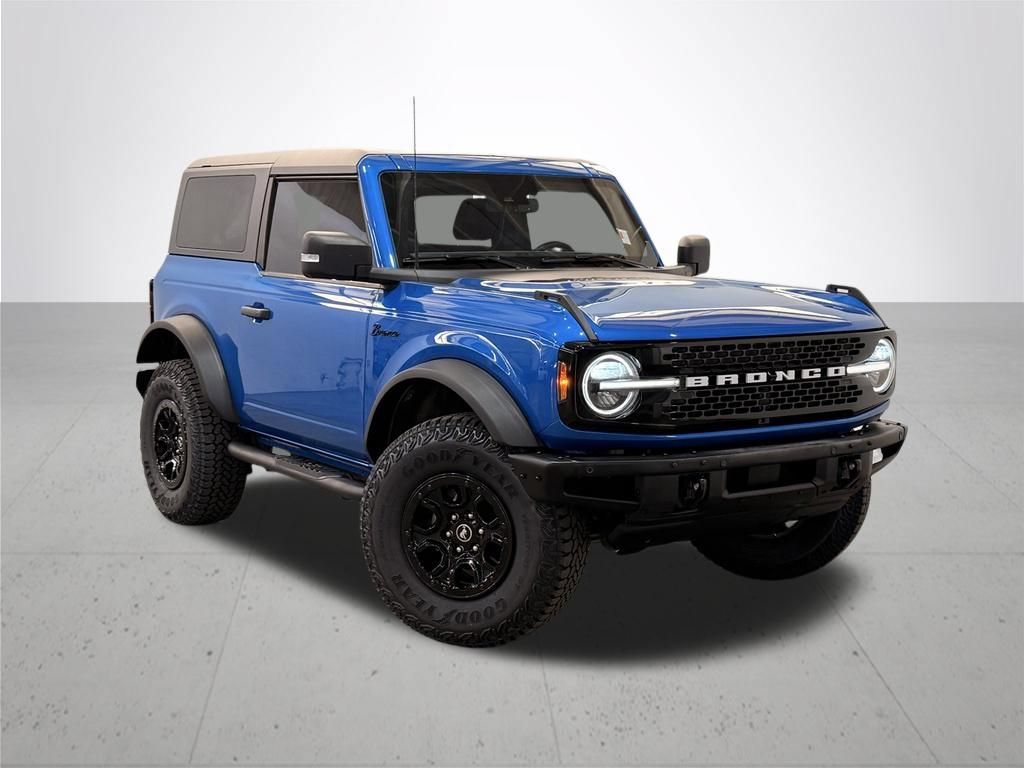 Certified 2022 Ford Bronco Wildtrak AWD/4WD image 8