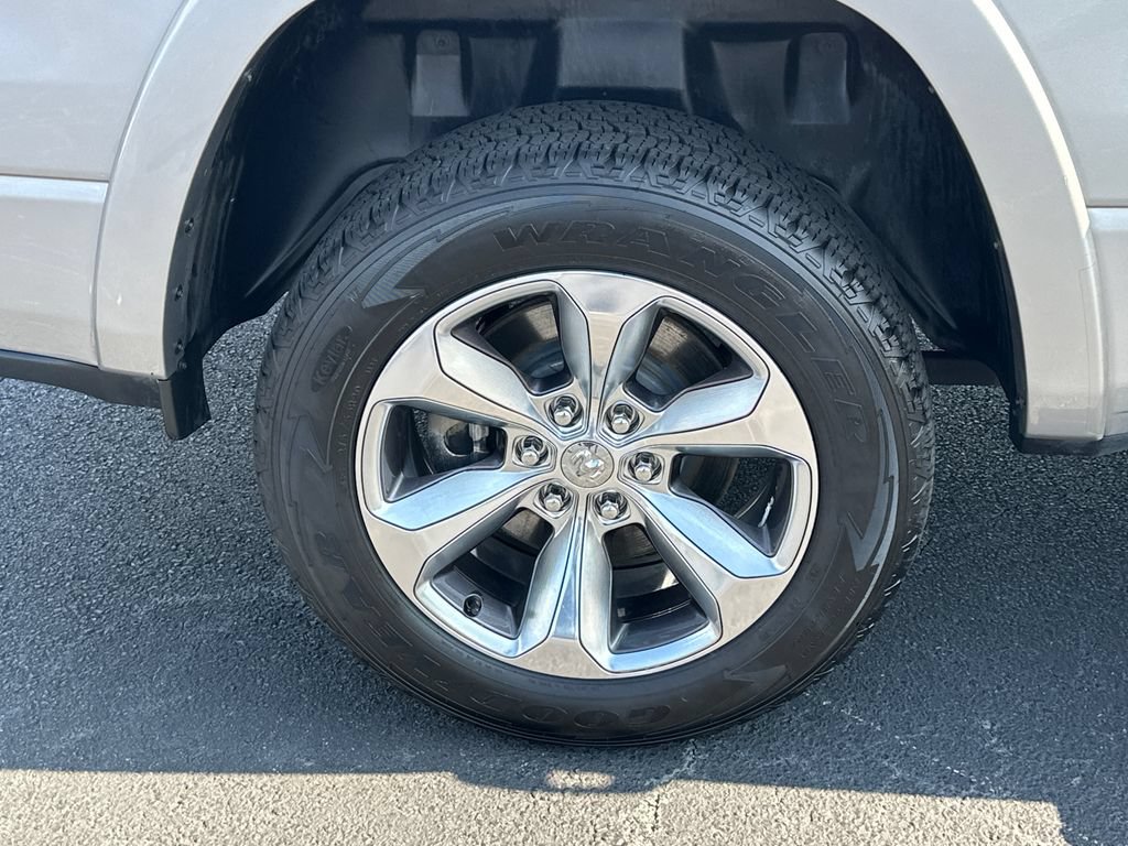 Used 2021 RAM 1500 Limited AWD/4WD image 17