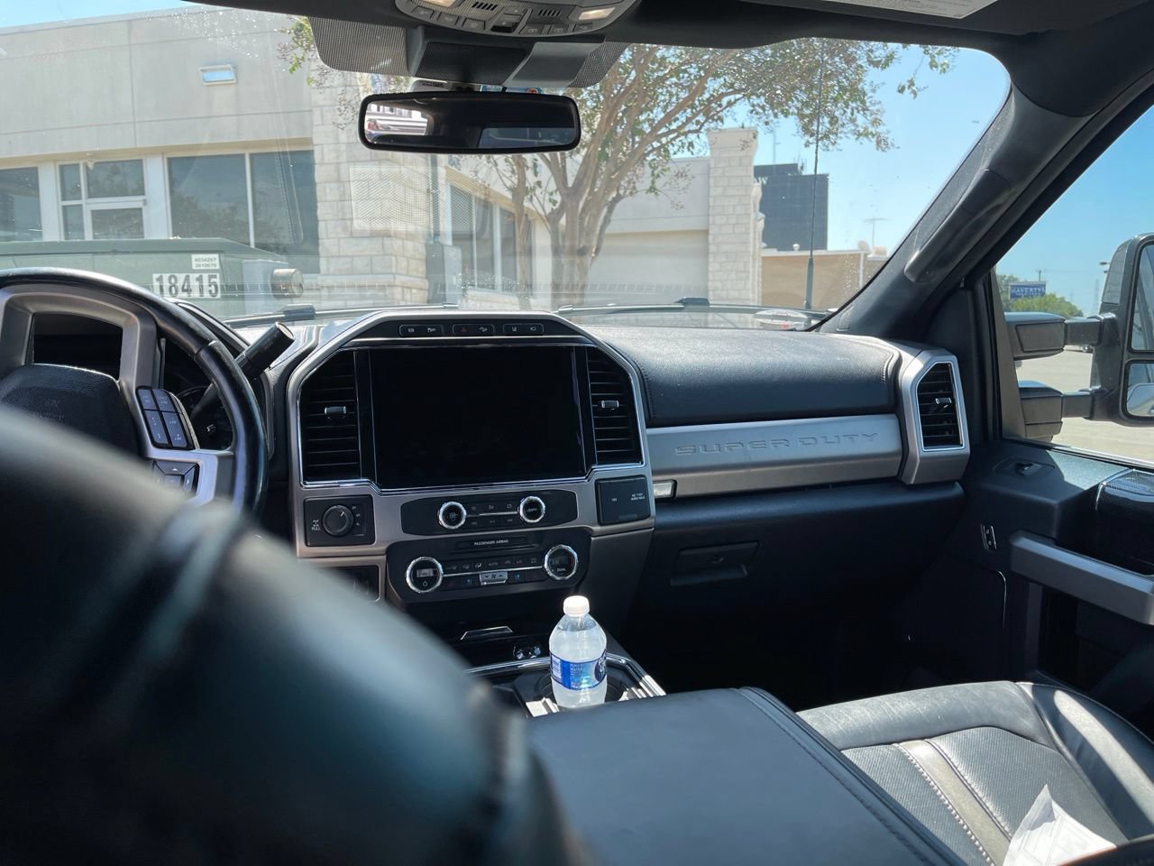 Certified 2022 Ford F250 Platinum w/ FX4 Off-Road Package AWD/4WD image 18