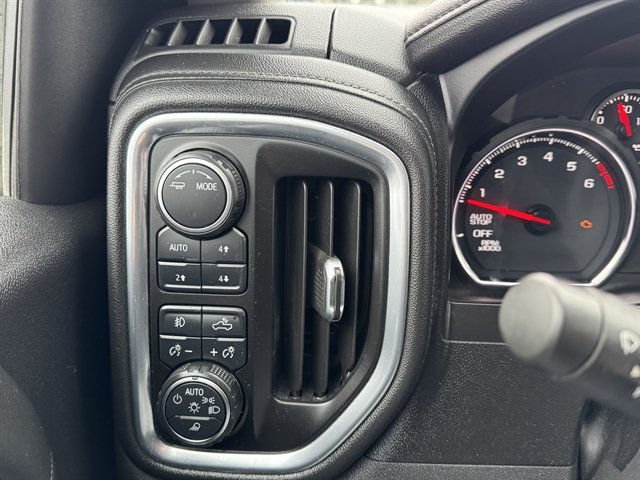 Used 2021 Chevrolet Silverado 1500 LTZ AWD/4WD image 18