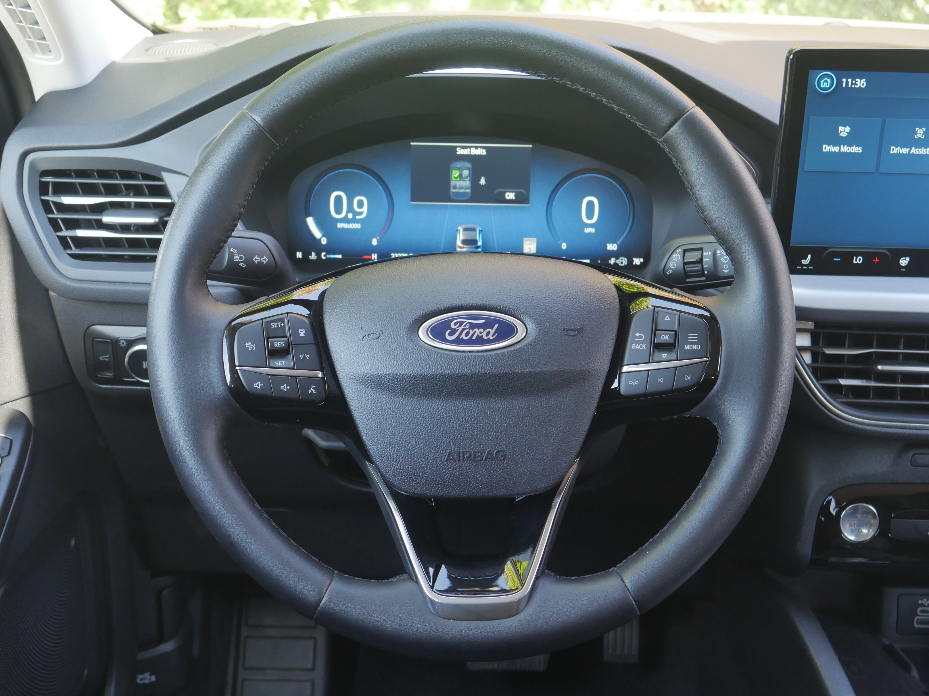 Certified 2025 Ford Escape Platinum AWD/4WD image 6
