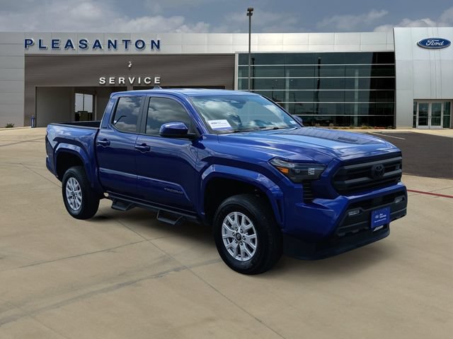 Used 2025 Toyota Tacoma SR5 RWD image 7