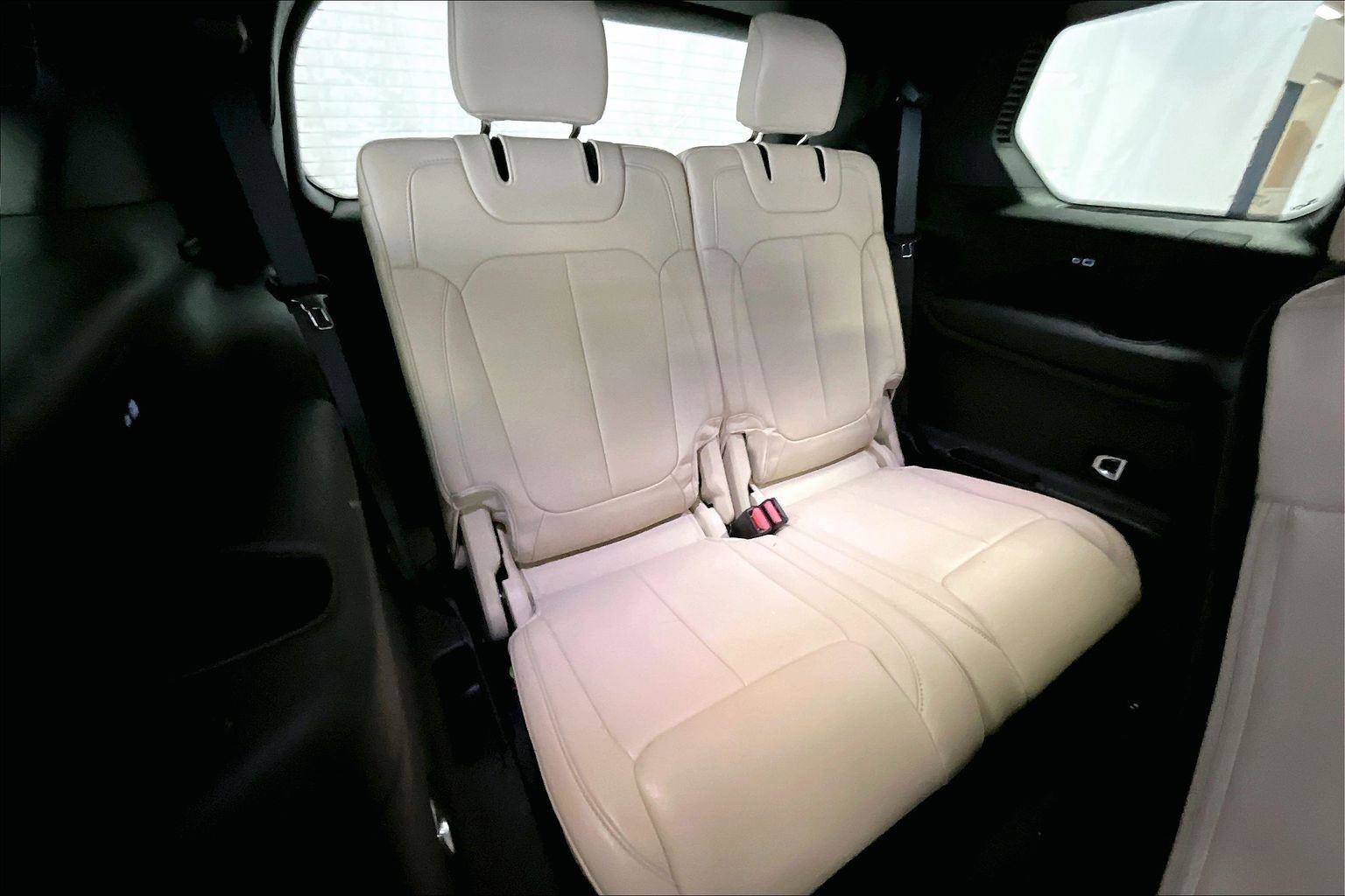 Used 2023 Jeep Grand Cherokee L Limited image 27