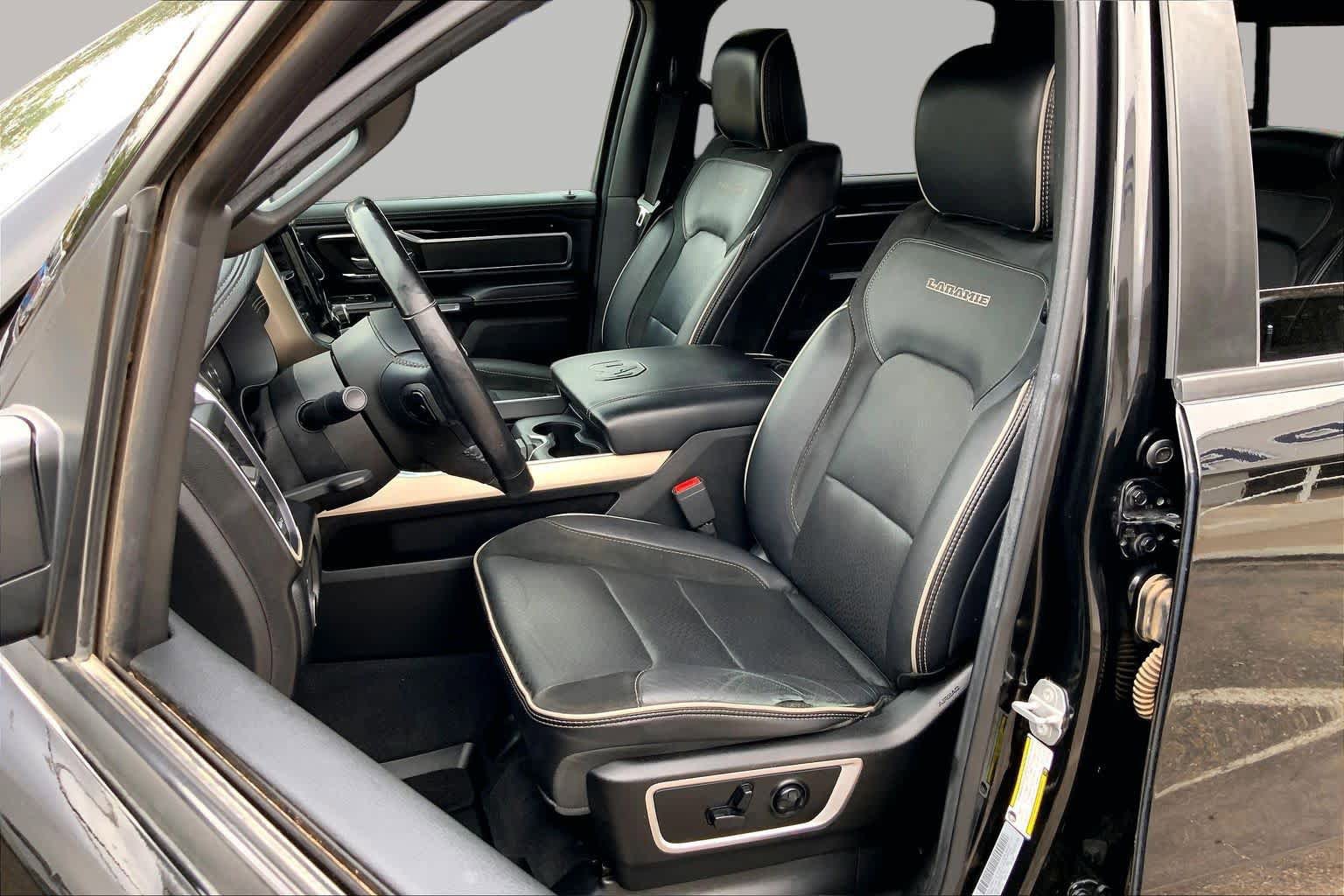 Used 2019 RAM 1500 Laramie AWD/4WD image 8