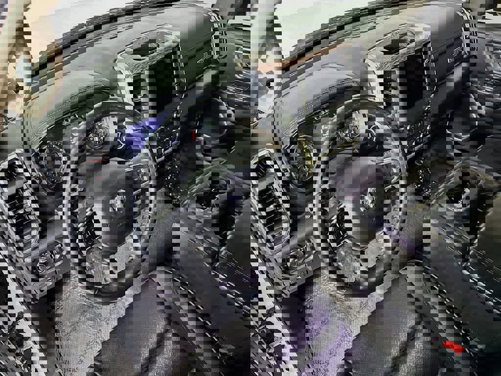 Used 2020 RAM 1500 Laramie w/ Off Road Group image 9