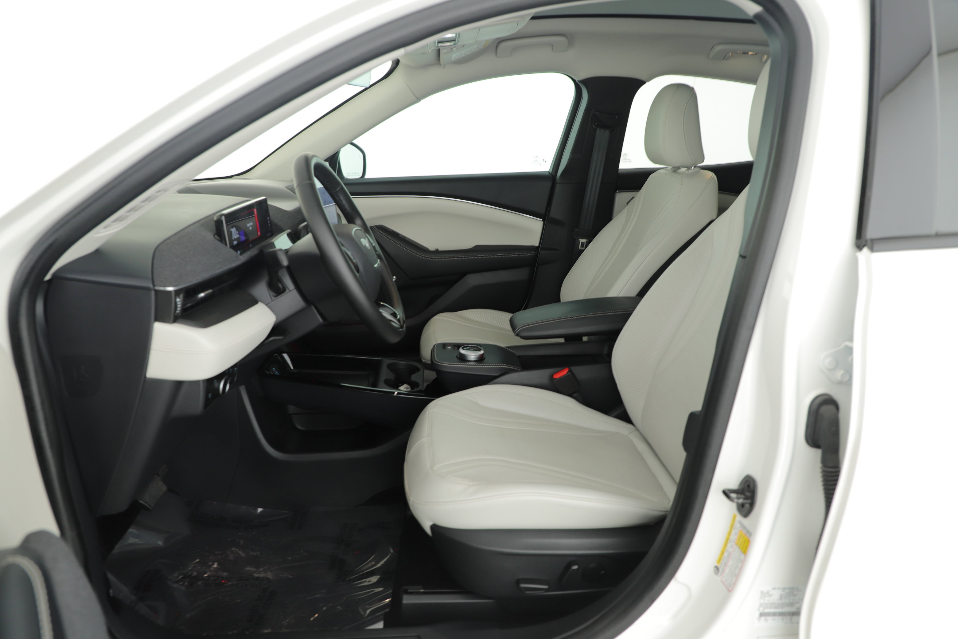 Certified 2024 Ford Mustang Mach-E Premium image 6