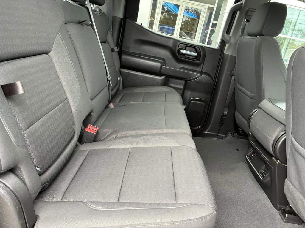 Used 2023 Chevrolet Silverado 1500 Custom image 22