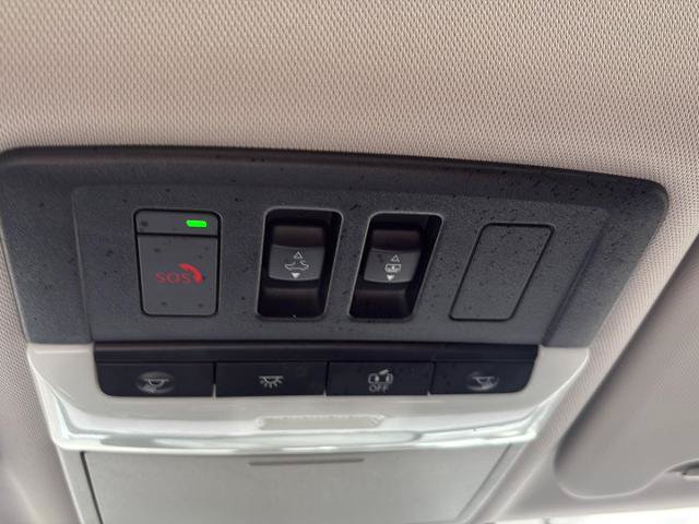 Used 2024 Mitsubishi Outlander SE AWD/4WD image 36
