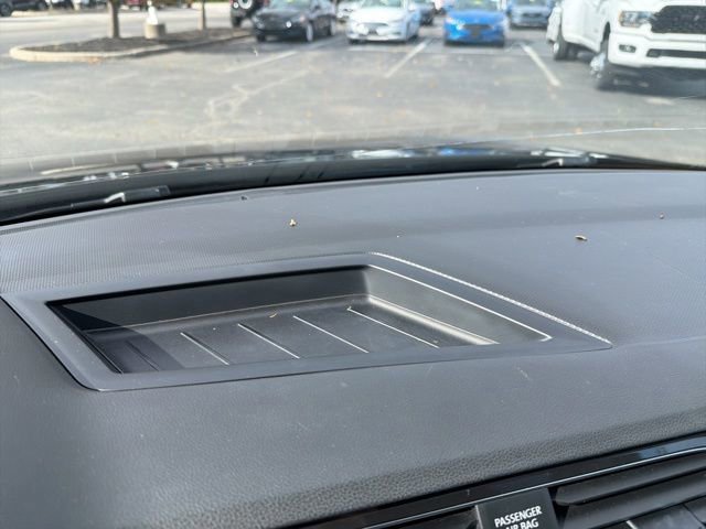 Used 2021 Volkswagen Tiguan SE w/ Panoramic Sunroof Package image 27